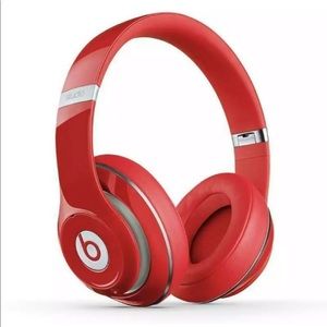 Beats Studio Wireless Over-Ear Headphone Red